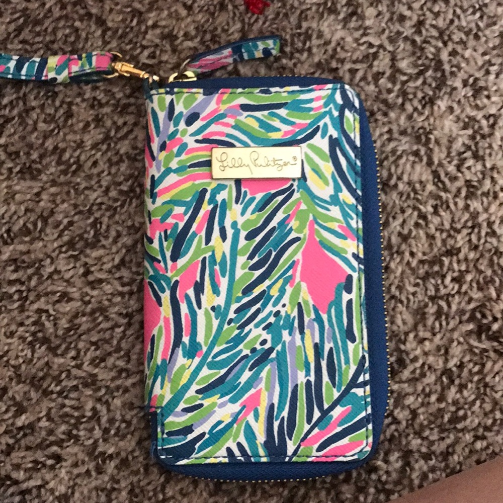 Lilly Pulitzer Phone Case Wristlet
